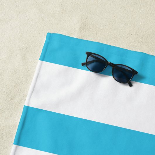 水のstripeパーソナライズな湖の家 ビーチタオル (インサイチュ)