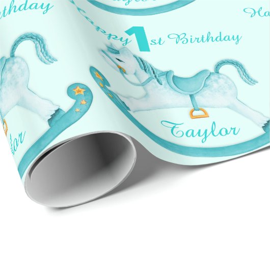 水は揺り木馬の第1誕生日パターン覆いを示しました ラッピングペーパー (ロールコーナー)