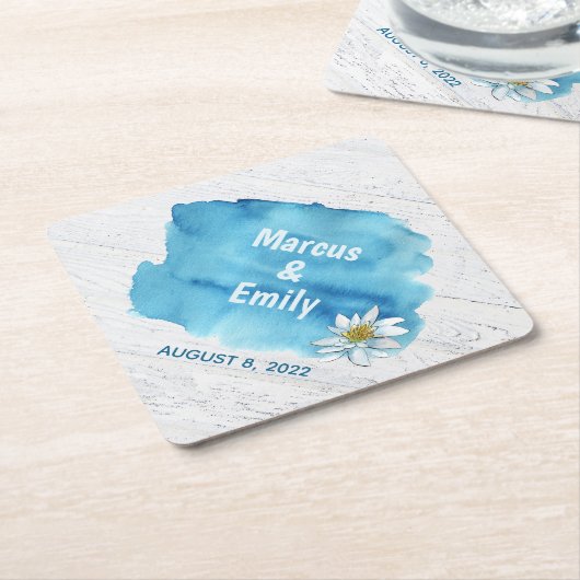 水ゆで木に跳ね上がる青い水の色 ペーパーコースター (アングル)