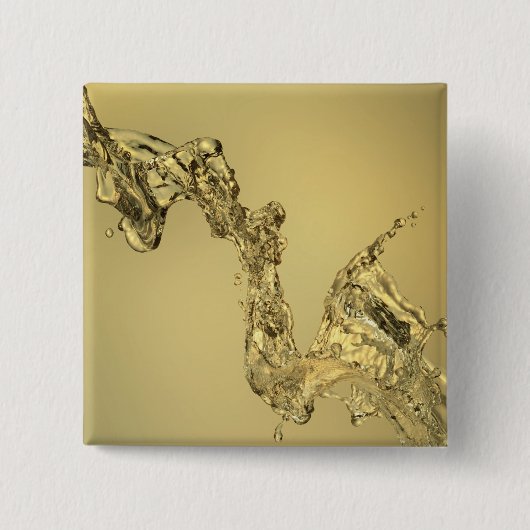 水をはねかけることによって形作られる抽象的な形 缶バッジ (正面)