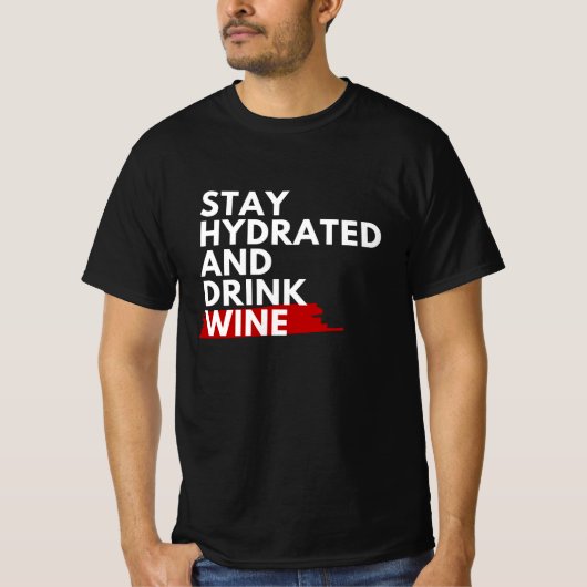 水を飲んでワインTシャツを飲む Tシャツ (正面)