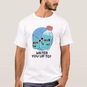 水を飲んで水おもしろいを飲む Tシャツ (正面)