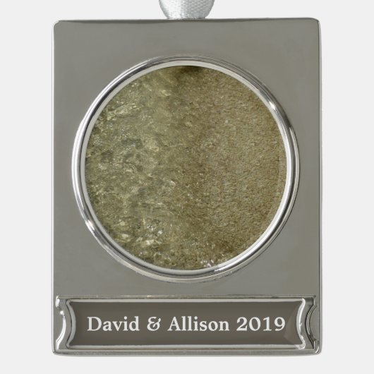 水オンビーチII抽象芸術自然撮影 シルバープレートバナーオーナメント (正面)