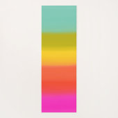 水カラフル色の明るい虹のストライプ名前 ヨガマット (裏面)