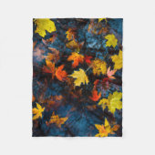 水シーンの紅葉 フリースブランケット (正面)