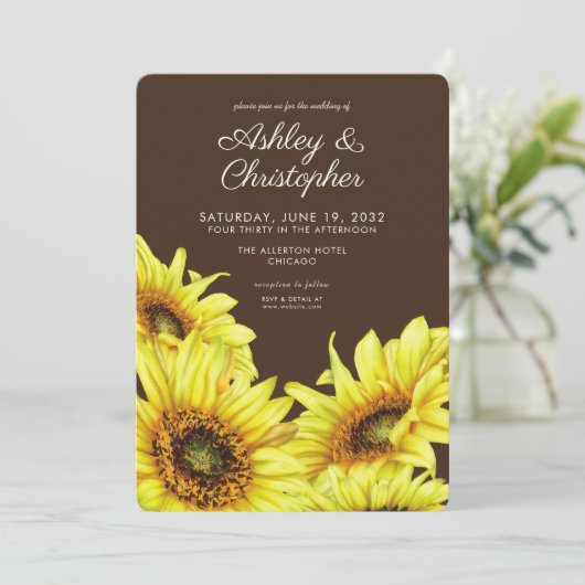 水スタイリッシュ色ひまわりクルミ結婚ブラウン 招待状 (スタンド正面)