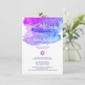 水パーソナライズされた色パープルブルーバルミツワー 招待状 (スタンド正面)