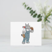 水ポンププライヤーを持つ大工としてのサイ ポストカード (スタンド正面)