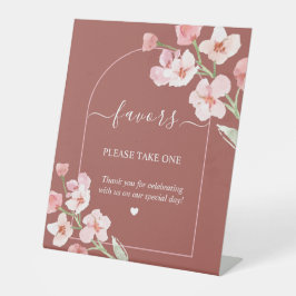 水モダン色のフローラ自然アーチが好み 台座サイン