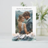 水モダン色の山の風景結婚の写真 サンキューカード (スタンド正面)