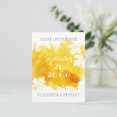 水モダン色の黄色の結婚式の日付を保存 案内ポストカード (スタンド正面)
