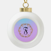 水モダン色グラデーション花モノグラム名 セラミックボールオーナメント (正面)