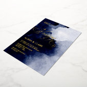 水モダン色ダークミッドナイトネイビーブルー抽象芸術 箔招待状 (回転した状態)