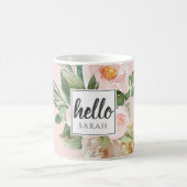 水モダン色ピンクの花&こんにちは&名前 コーヒーマグカップ (中央)