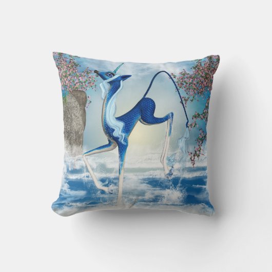 水ユニコーンのKirinのファンタジーの芸術の装飾用クッション クッション (正面)