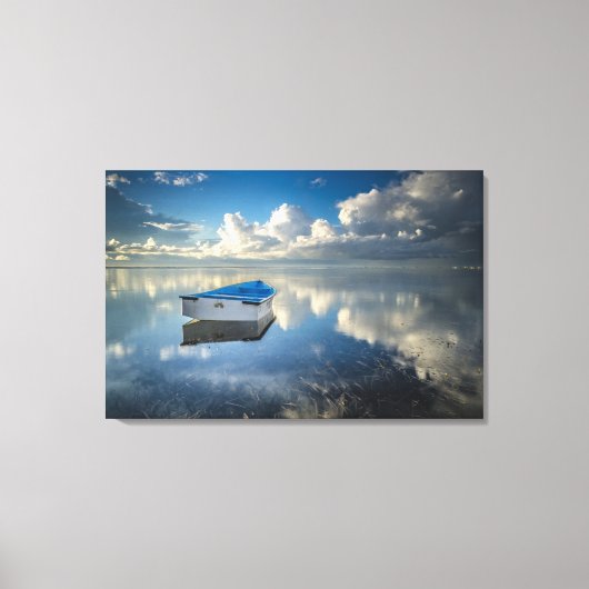 水上にボートを並べる キャンバスプリント (正面)