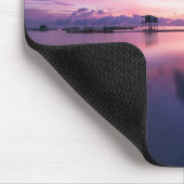 水上の青と白体 マウスパッド (コーナー)