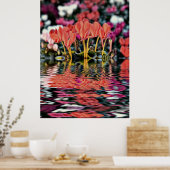 水中で反射するシクラメン ポスター (キッチン)