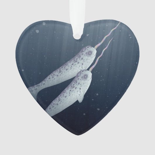 水中に一緒に泳ぐかわいいNarwhals オーナメント (正面)