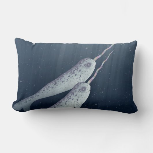 水中に一緒に泳ぐかわいいNarwhals ランバークッション (正面)