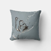 水中に蝶を取り除く クッション (正面)