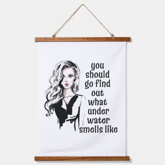 水中のにおい 吊り下げ型タペストリー (正面)