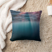 水中の太陽の光 クッション (ブランケット)