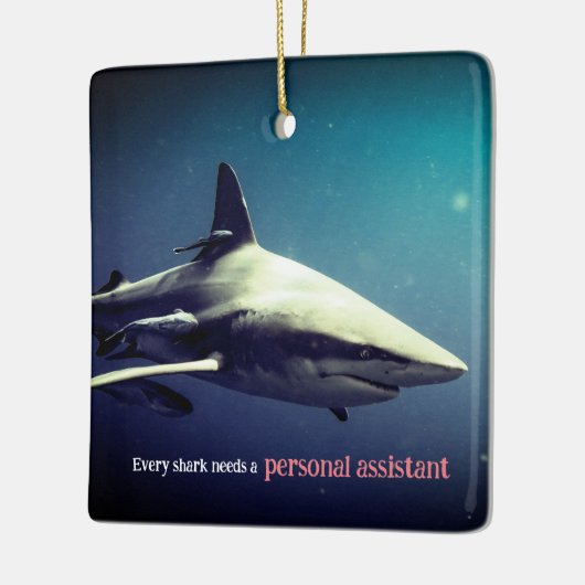 水中の海洋ブラックチップサメ セラミックオーナメント (左)