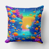 水中の鮮やか楽園が見つかった クッション (正面)