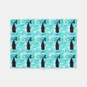 水中の黒いクジラ フリースブランケット (正面(横))