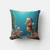 水中クリスマスのウミブタとアカウミガメ クッション (正面)