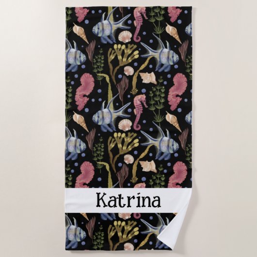 水中宝物 – 魚、シーホース、シェル ビーチタオル (正面)