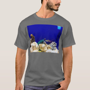 水中生物の美しい Tシャツ