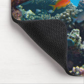 水中魚とサンゴの風景 マウスパッド (コーナー)