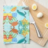 水中鮮やかカメとサンゴ キッチンタオル (四つ折り)