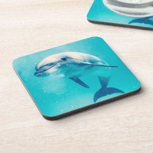 水中Bottlenosedのイルカ コースター (左側)