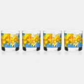 水仙のグループ金ゴールドメダルの花 ウイスキーグラス (右)