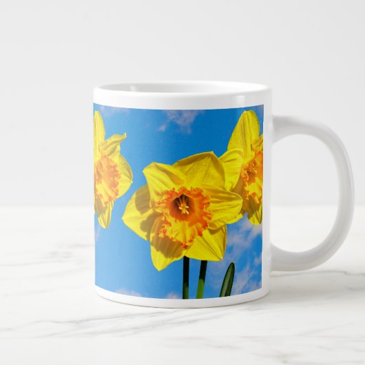 水仙のグループ金ゴールドメダルフラワースペシャリティマグ ジャンボコーヒーマグカップ (右)