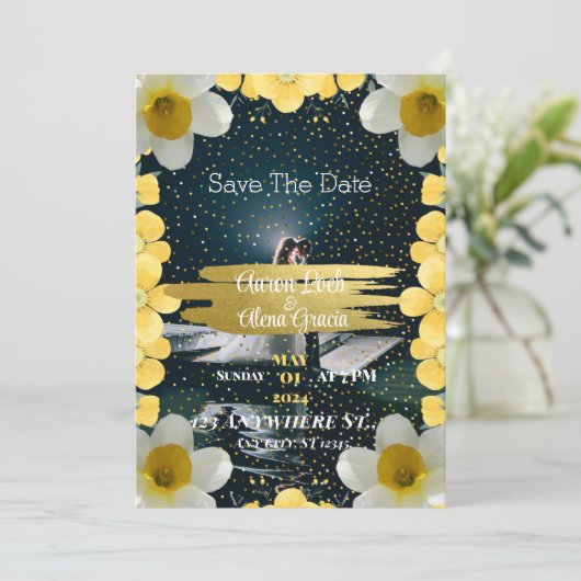 水仙の花で飾られた乾式の招待状 シーズンカード (スタンド正面)