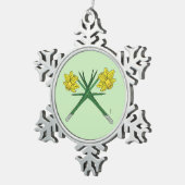 水仙は交差 スノーフレークピューターオーナメント (右)