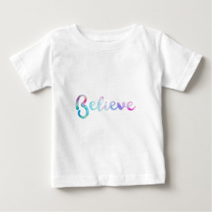 水信じ色タイポグラフィアート ベビーTシャツ