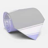 水平に白と銀のペリウィンクルストライプの ネクタイ (ロール)