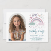 水平ピンクIパープルレインボー&ハート誕生日 招待状 (正面)