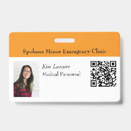水平ID写真とQRコードバッジオレンジ バッジ
