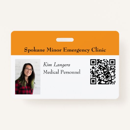 水平ID写真とQRコードバッジオレンジ バッジ (正面)