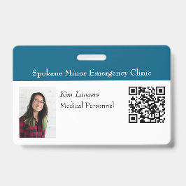 水平ID写真とQRコードバッジ汎用ティール（緑がかった色） バッジ