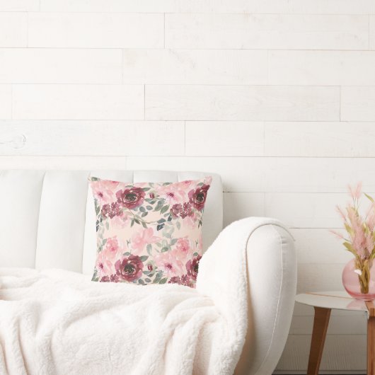 水彩かわいらしフローラピンクとブルゴーニュ クッション (ソファ)