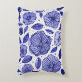 水彩とインクフラワー – 青パレット アクセントクッション (正面(垂直))