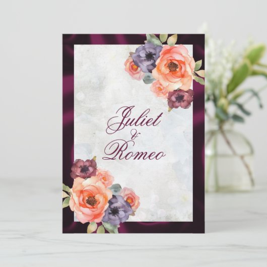 水彩のワイルドフラワーとパープルのリボン枠 招待状 (スタンド正面)