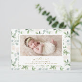 水彩の緑と白の花パターン誕生 案内状 (スタンド正面)